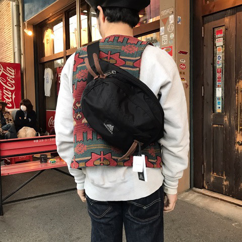 世界一のバックパックメーカー、グレゴリー(GREGORY)のテールメイトです。