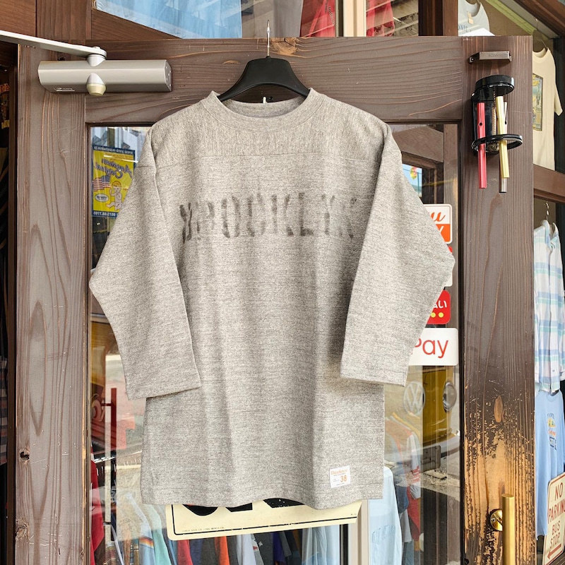 本格派アメカジ・デニムブランド、WAREHOUSE(ウェアハウス)のフットボールTです。