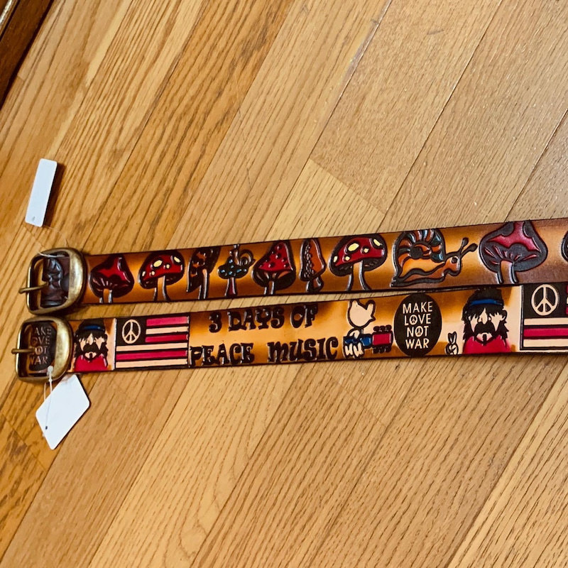 メイドインUSAのリーズナブルなベルトBLACKENEYです。