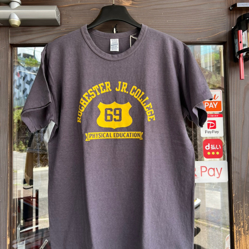 本格派アメカジ・デニムブランド、WAREHOUSE(ウェアハウス)のTシャツです。