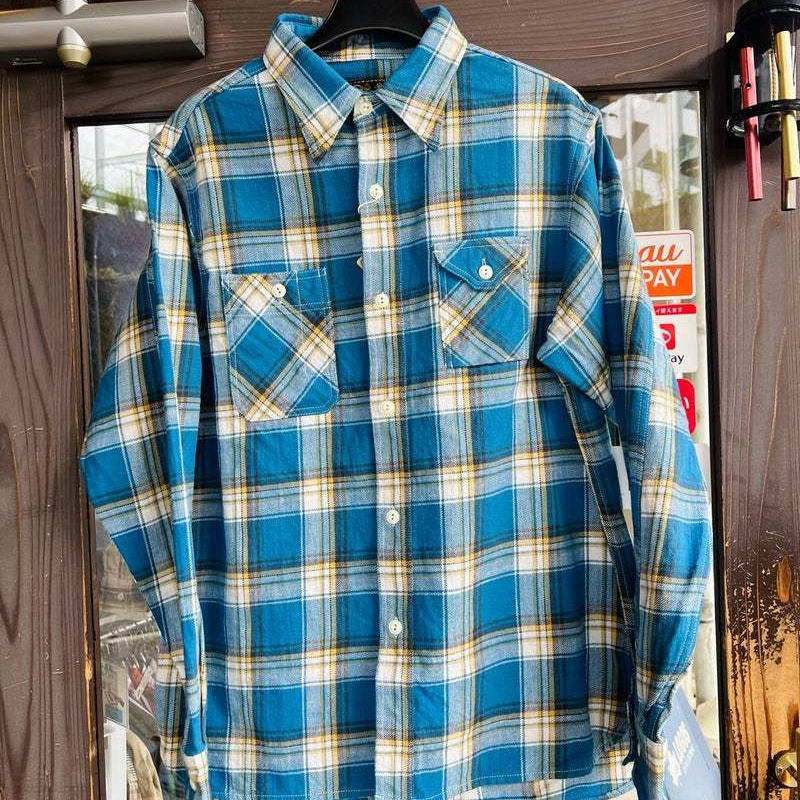 岐阜発の本格アメカジブランド、クッシュマンがリリースするネルシャツです。