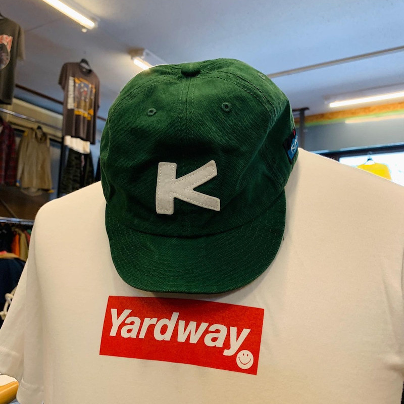 人気のKAVUのキャップです。