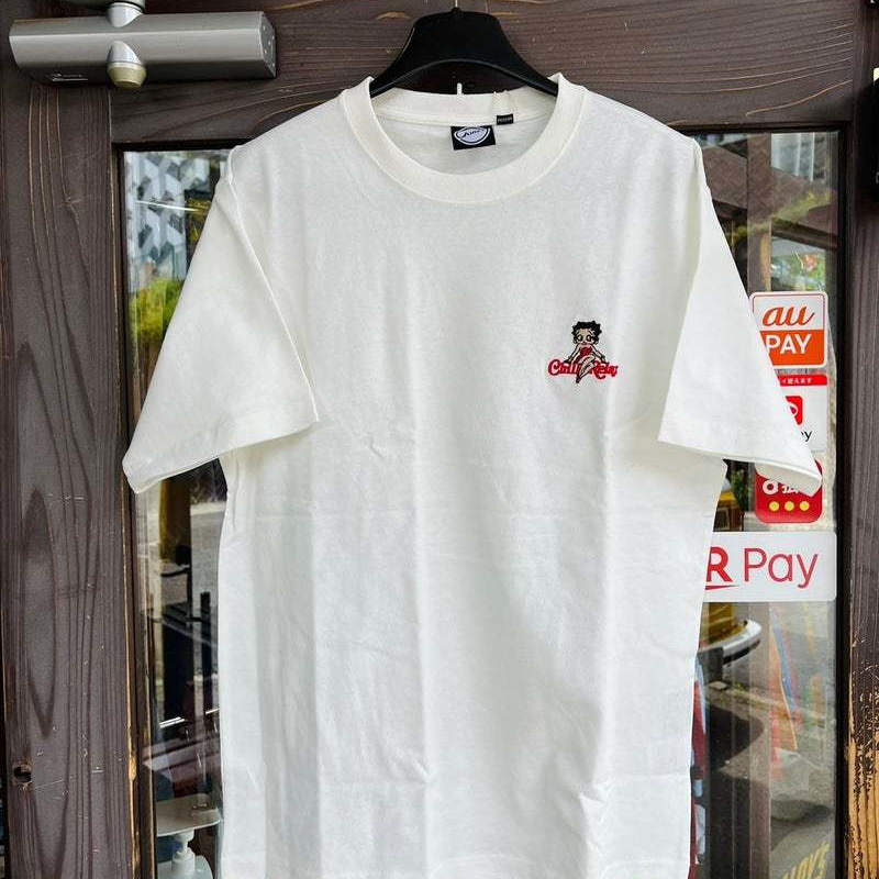 人気のTシャツです。