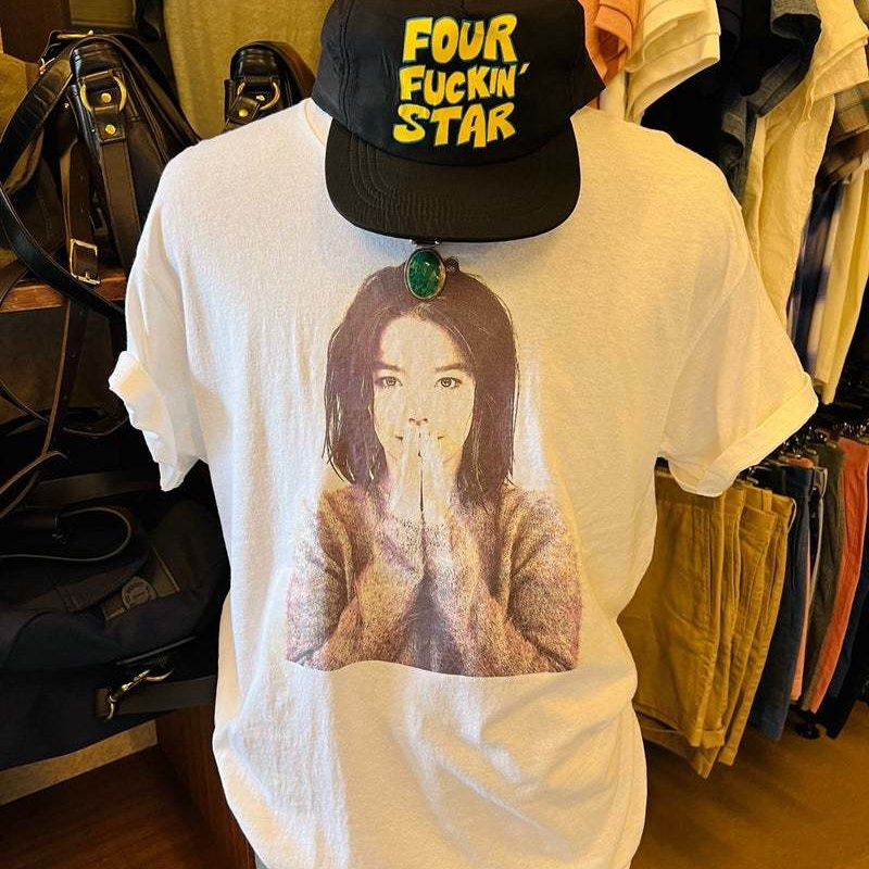 人気のTシャツです。