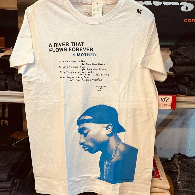 人気のTシャツです。