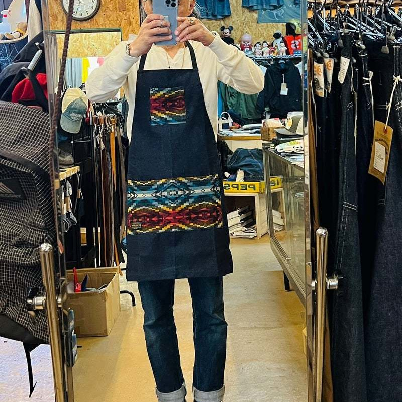 人気のペンドルトンのデニム地エプロンです。