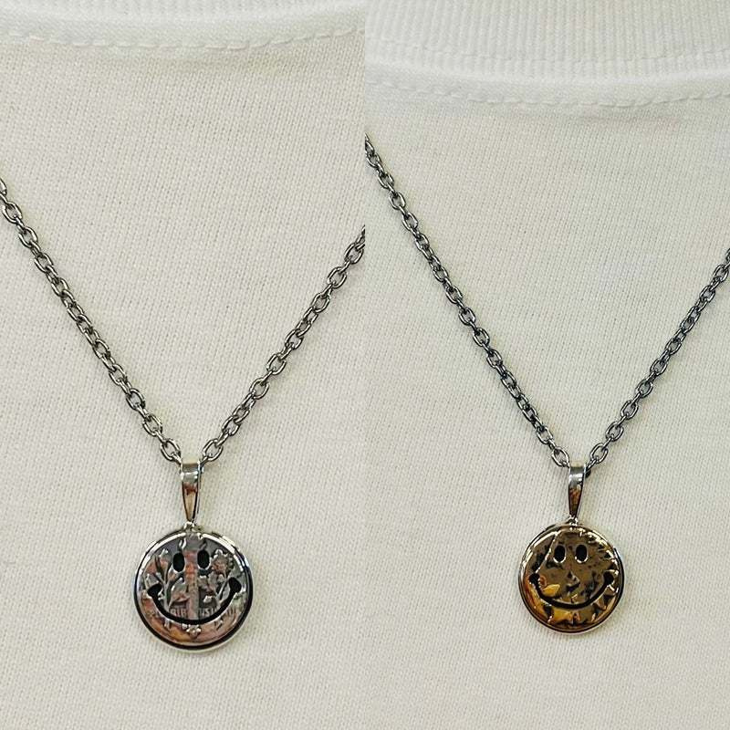 ゴールド&シルバーのペンダントトップです。