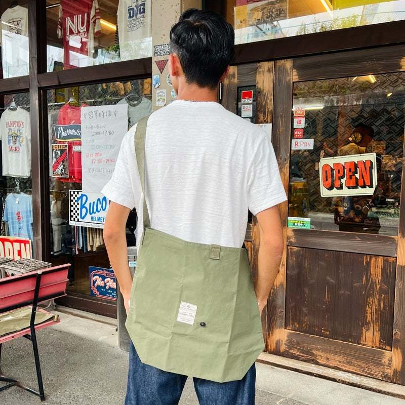 ヴィンテージ・古着・アメカジ専門店のヤード・ウェアハウスがお届けする、可愛いバッグです。
