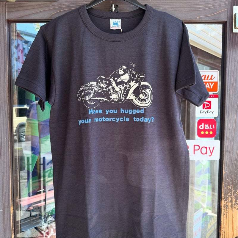 本格派アメカジ・デニムブランド、WAREHOUSE(ウェアハウス)のベースボールTシャツです。