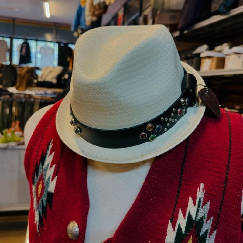 人気のCAPです。