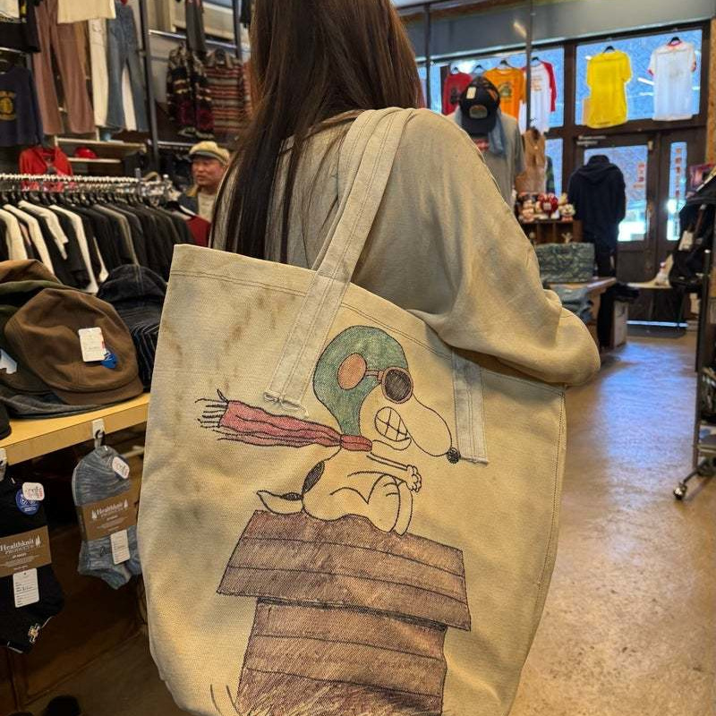 ヴィンテージ・古着・アメカジ専門店のヤード・ウェアハウスがお届けする、可愛いバッグです。