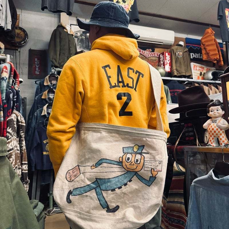 ヴィンテージ・古着・アメカジ専門店のヤード・ウェアハウスがお届けする、可愛いバッグです。