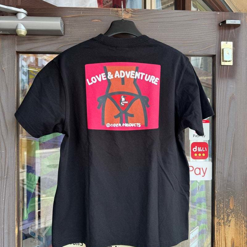 人気アメリカンアウトドアブランド、CHUMSの新作Tシャツです。