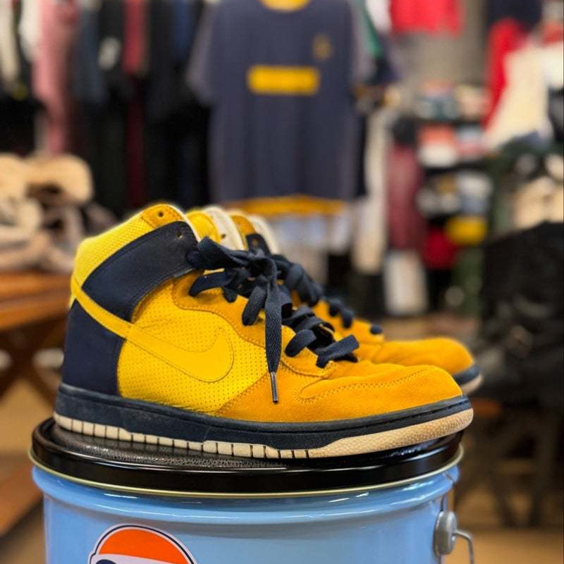 ヴィンテージ・古着・アメカジ専門店のヤード・ウェアハウスがお届けする、ヴィンテージウェア。アメリカ買付けヴィンテージ&オールドです。