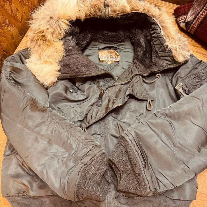 ヴィンテージ・古着・アメカジ専門店のヤード・ウェアハウスがお届けする、ヴィンテージウェア。アメリカ買付けヴィンテージ&オールドです。