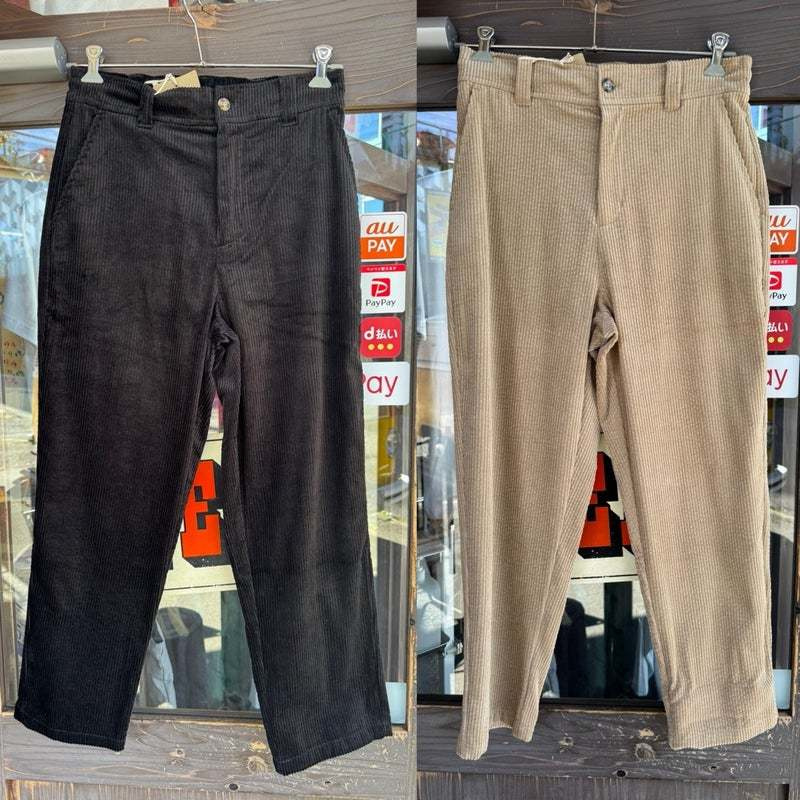 人気のパンツです。