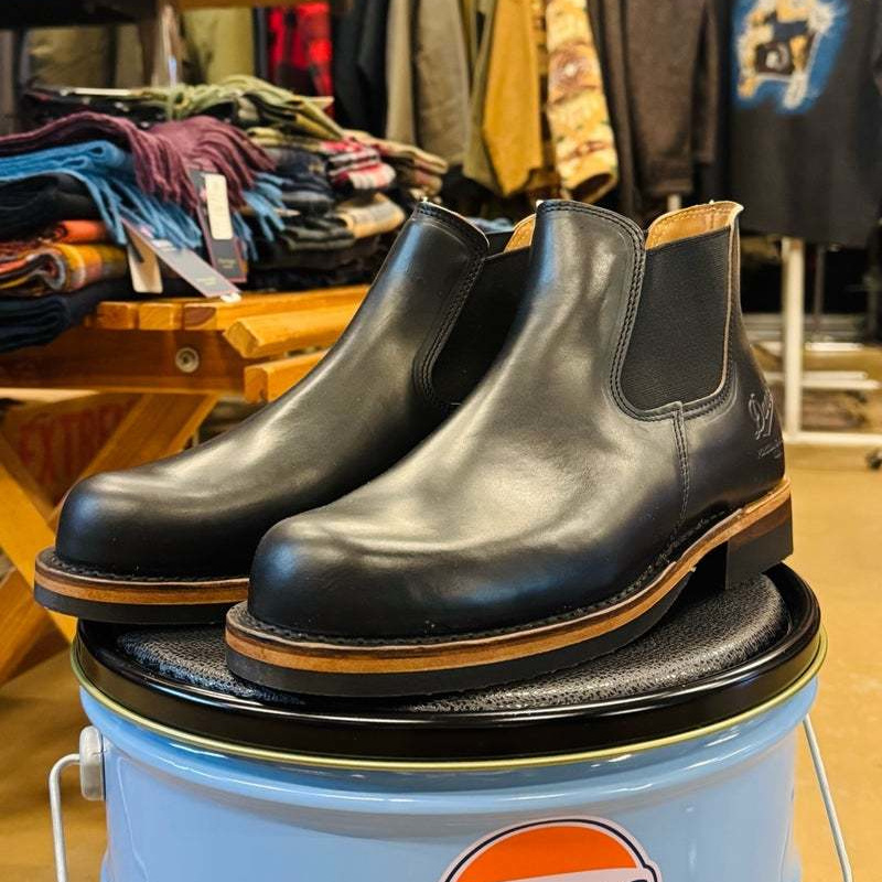 人気のスニーカーです。