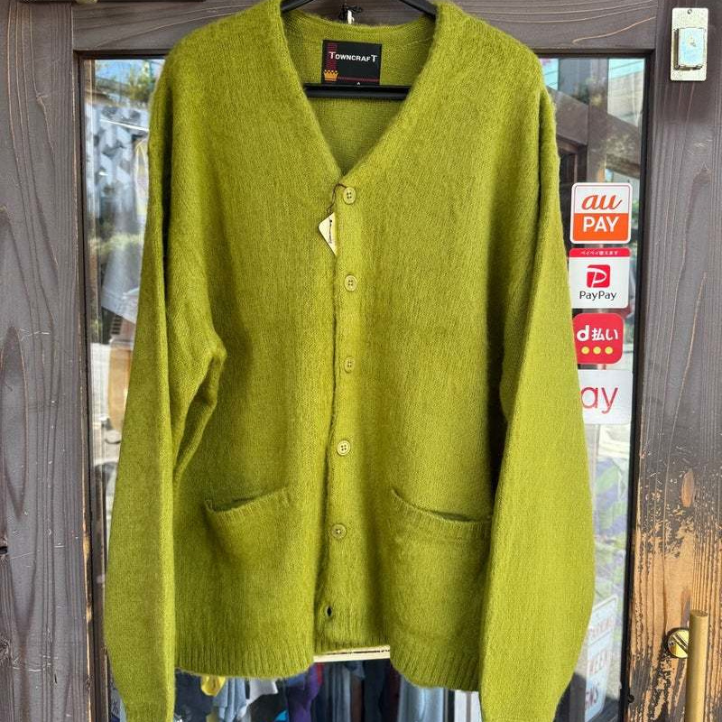 人気のカーディガンです。