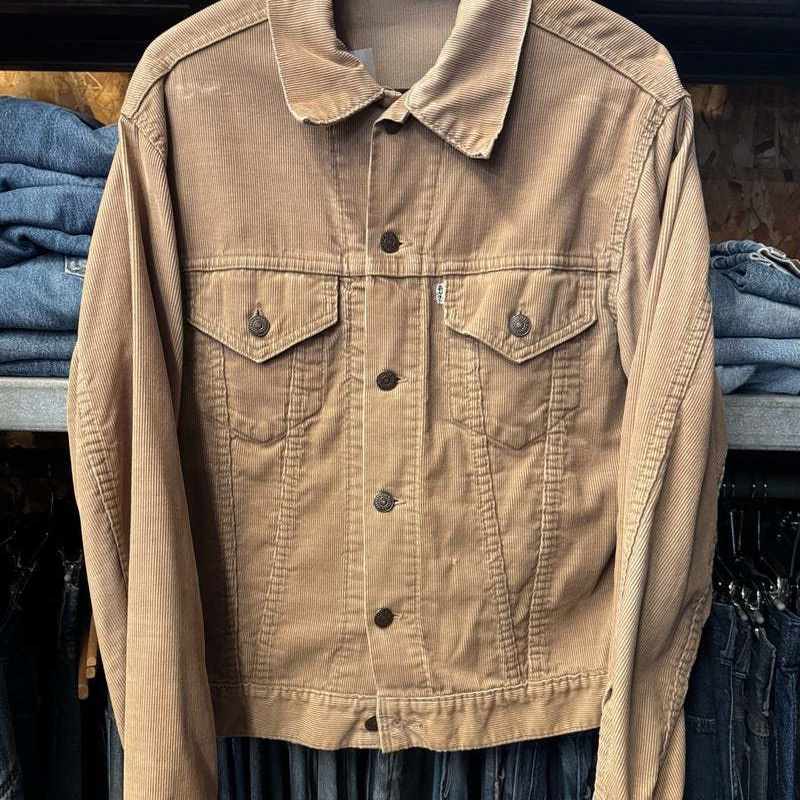 ヴィンテージ・古着・アメカジ専門店のヤード・ウェアハウスがお届けする、ヴィンテージウェア。アメリカ買付けヴィンテージ&オールドです。