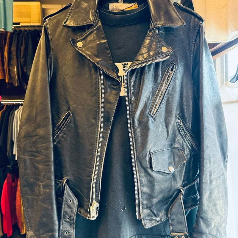 ヴィンテージ・古着・アメカジ専門店のヤード・ウェアハウスがお届けする、ヴィンテージウェア。アメリカ買付けヴィンテージ&オールドです。