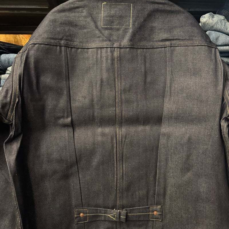 ジーンズの代名詞Levi'sのLVCシリーズファーストジャケットです。