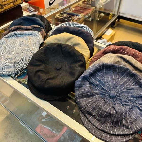 人気のメッシュキャップです。