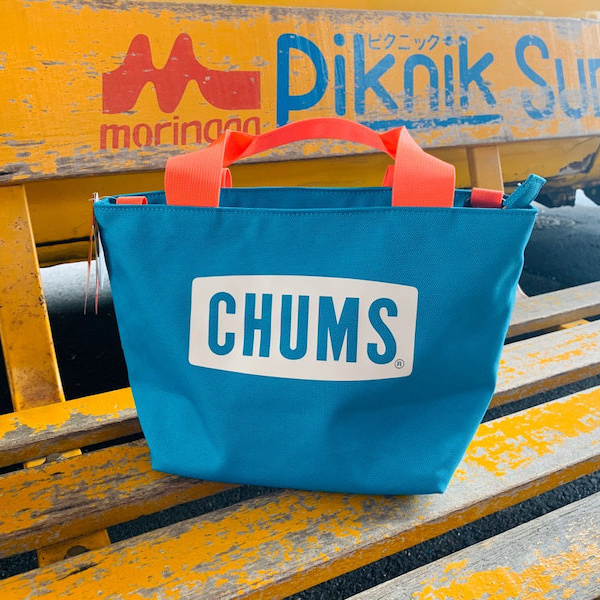 人気アメリカンアウトドアブランド、CHUMSのミニトートバッグです。
